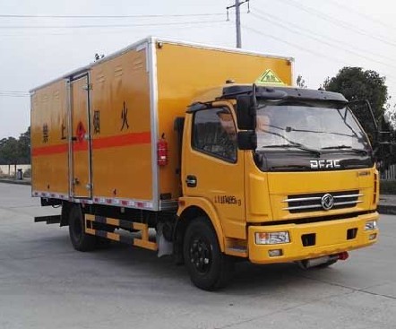 東風(fēng)多利卡5.15米易燃?xì)怏w廂式運(yùn)輸車(chē)圖片 東風(fēng)多利卡5.15米易燃?xì)怏w廂式運(yùn)輸車(chē)圖片